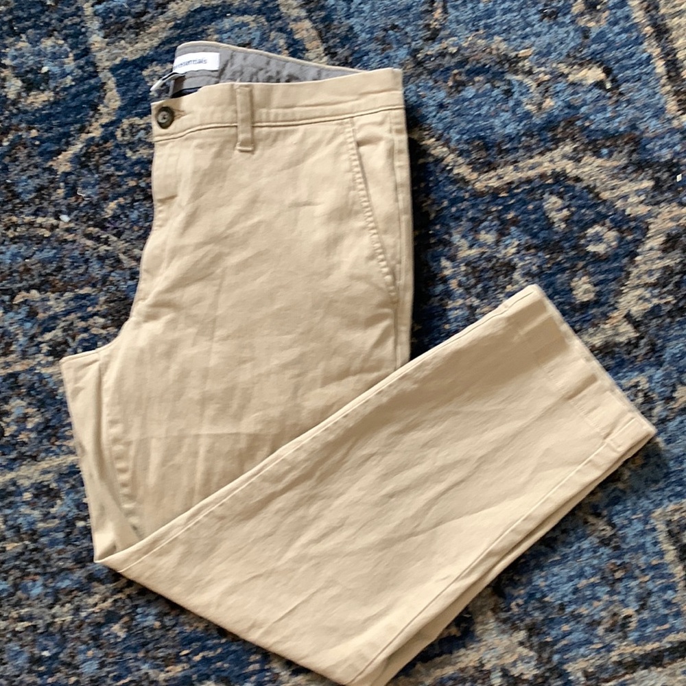 Amazon essentials men’s khaki chino shirt pants 33 waist
